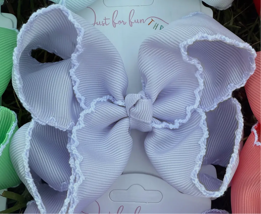 Lavender 4” moonstitched bow